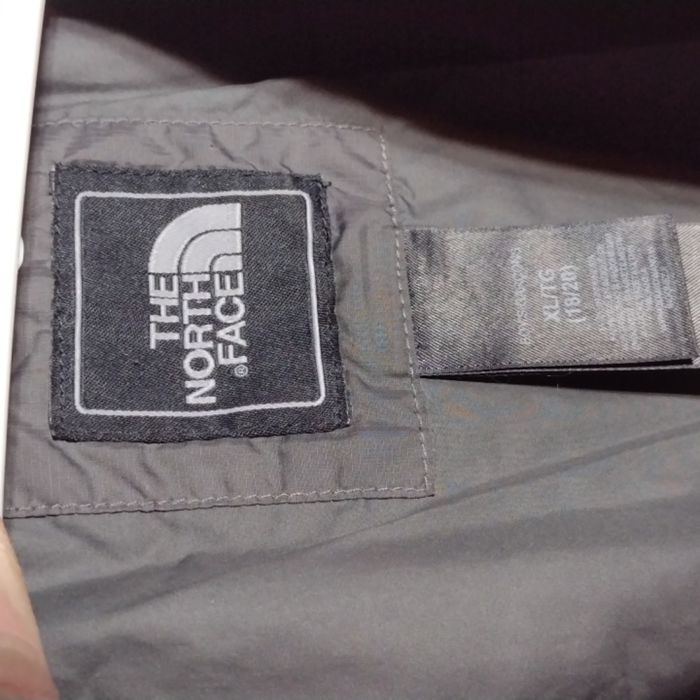 The North Face Jacket - Picture 9 of 12